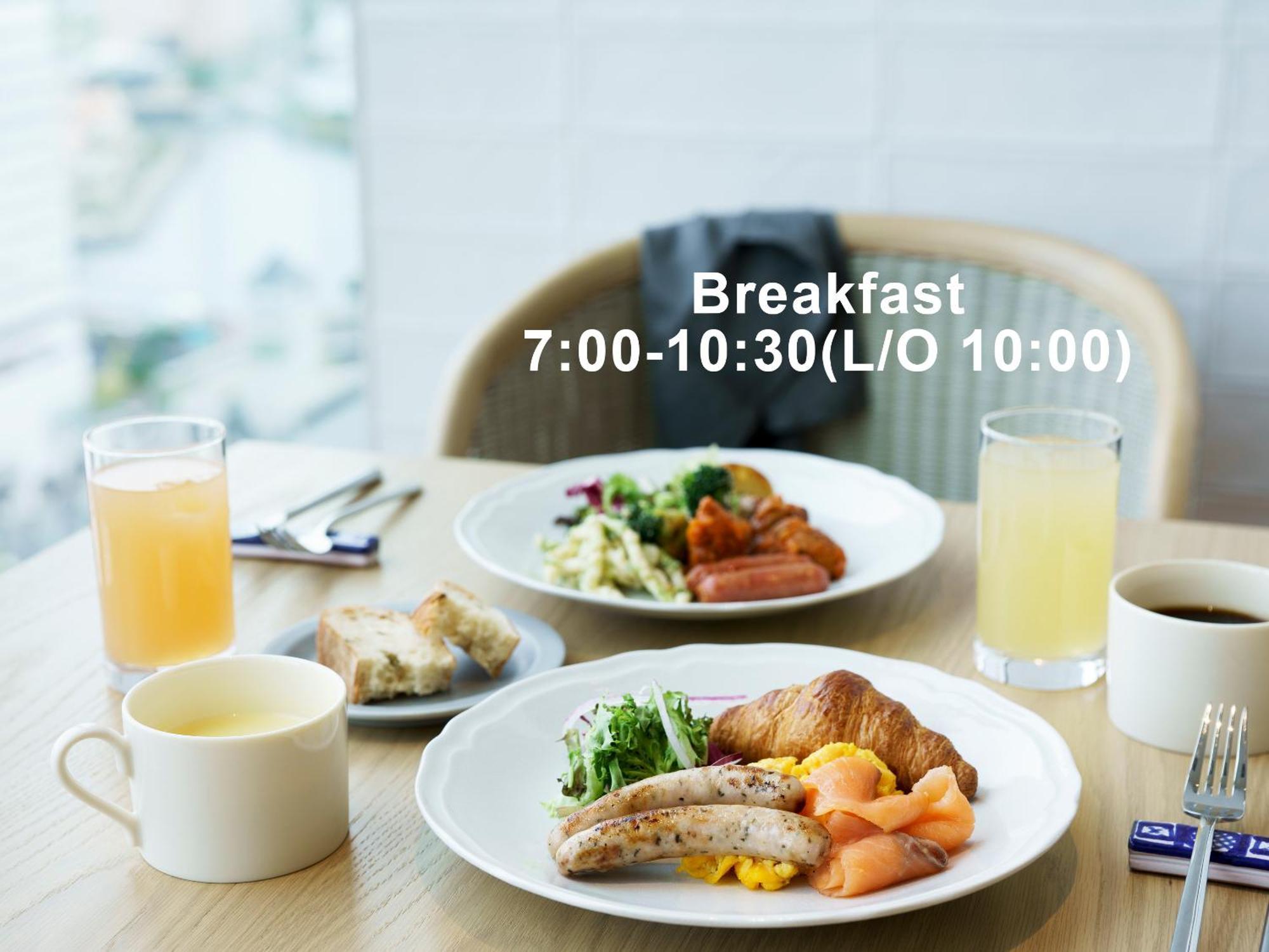 Mitsui Garden Hotel Yokohama Minatomirai Premier Bagian luar foto Breakfast